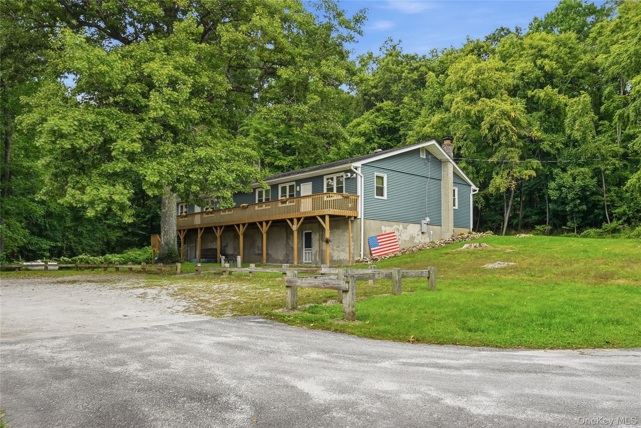 10 Albion Oval Property Photo 36