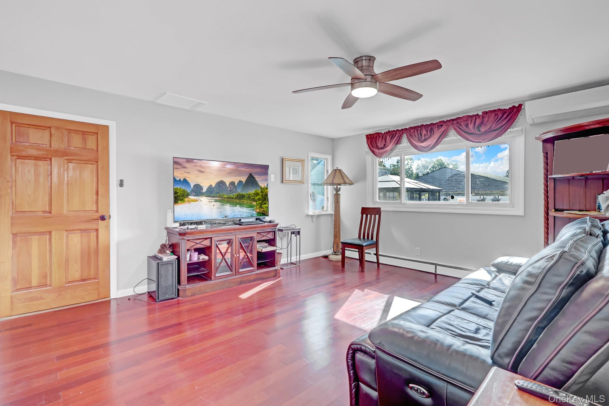 1233 12th Street Property Photo 6