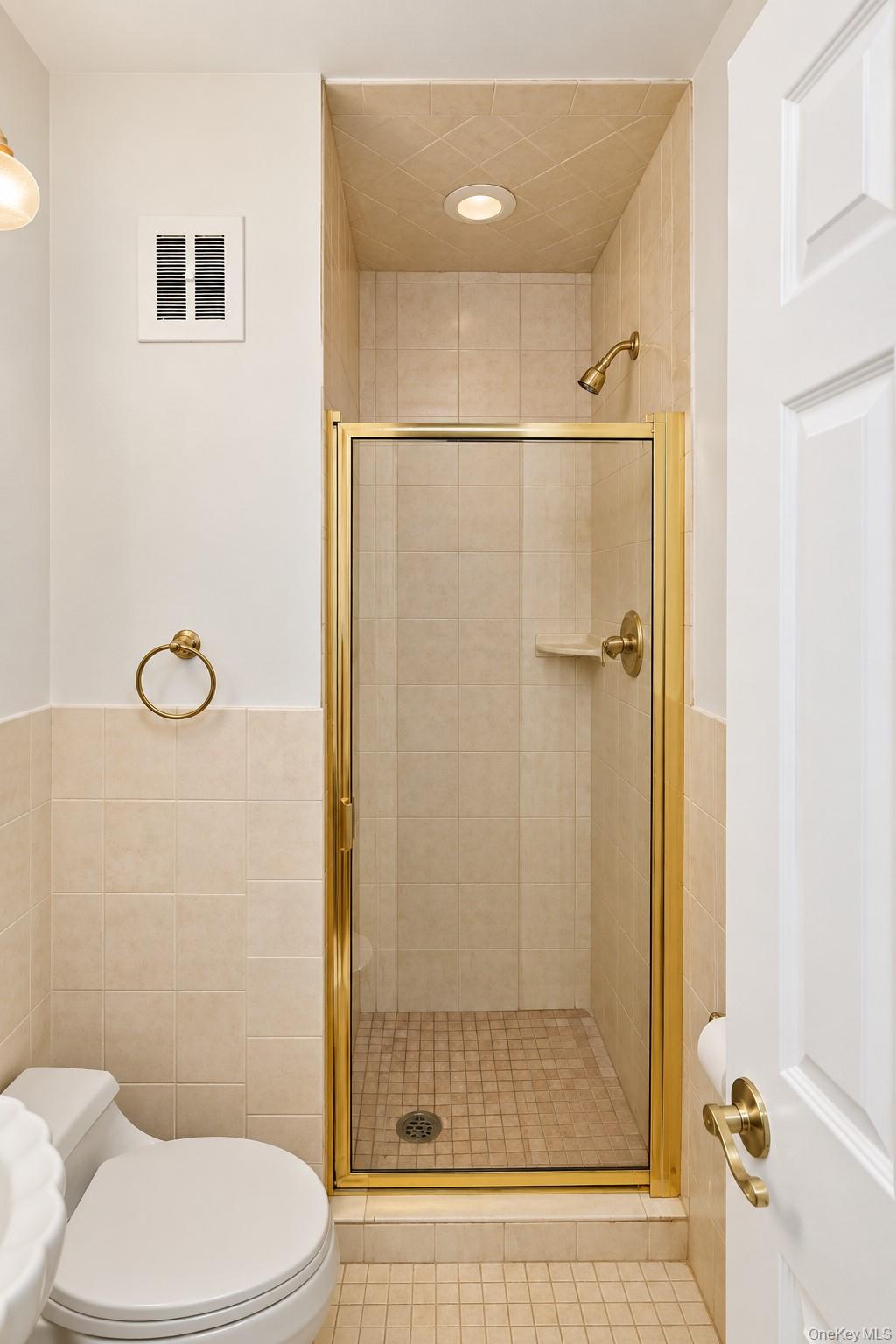 10 Winslow Road Property Photo 19