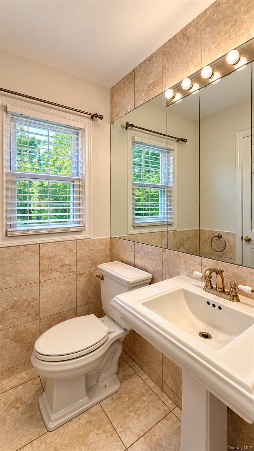 10 Winslow Road Property Photo 21