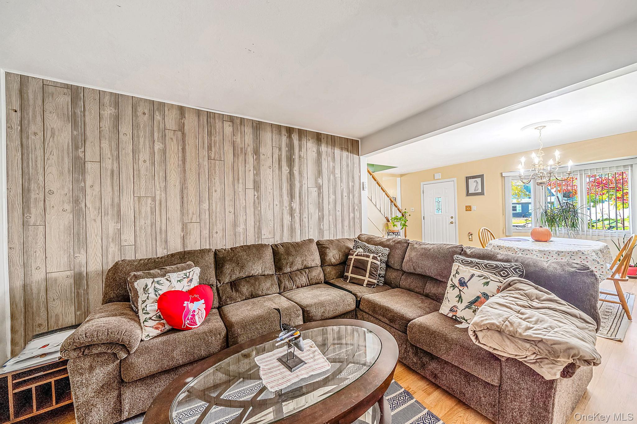 19 Curve Lane Property Photo 4