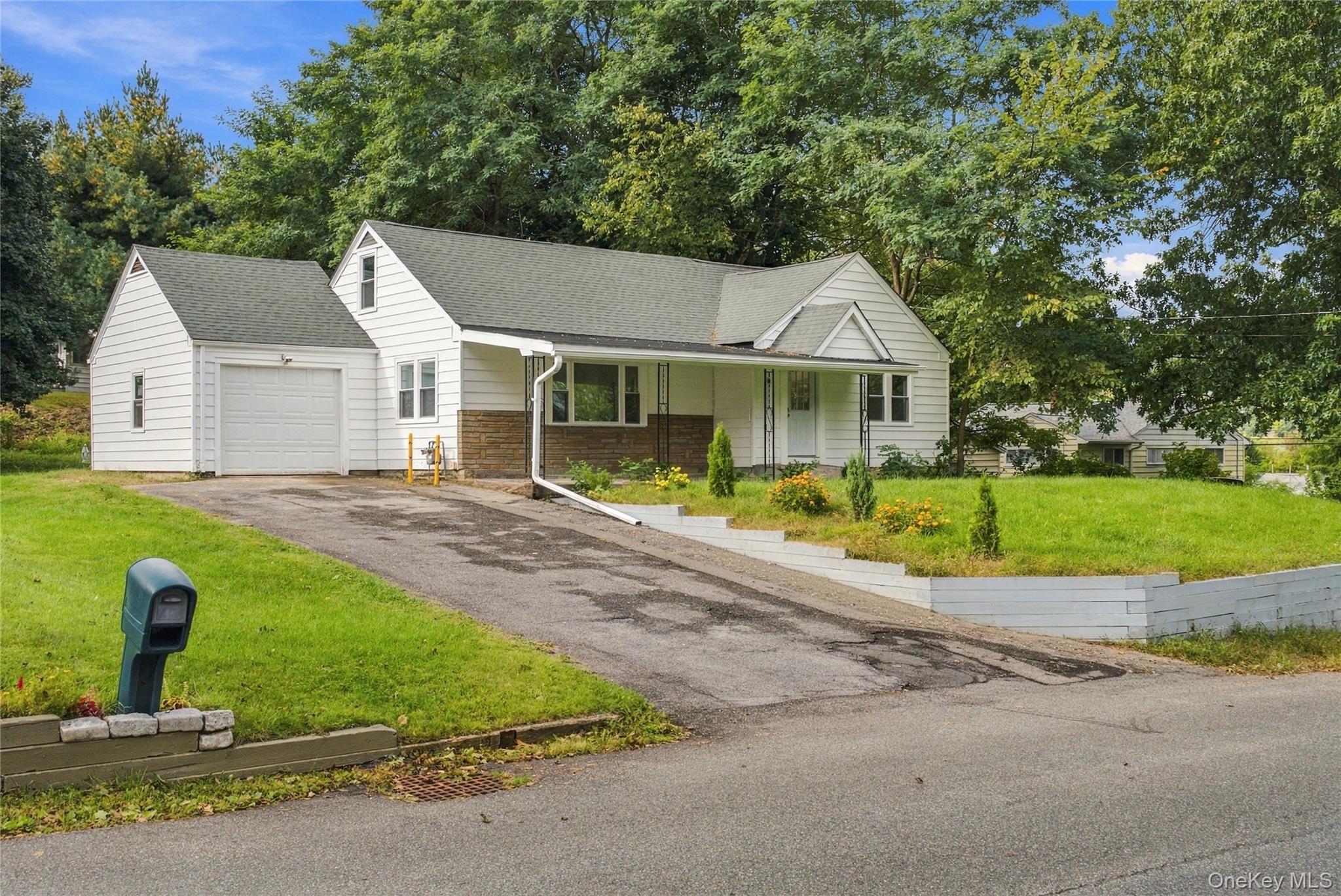 3 Hilltop Drive Property Photo 1