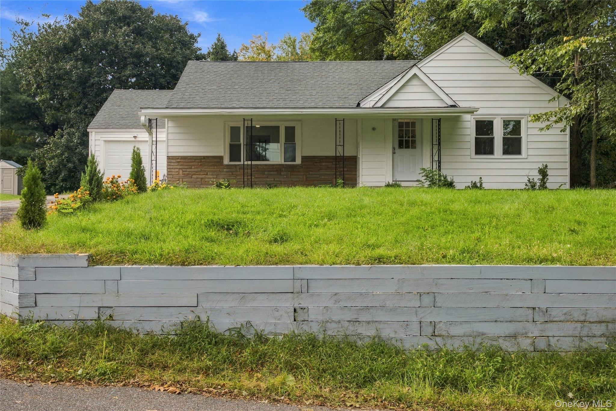 3 Hilltop Drive Property Photo 4