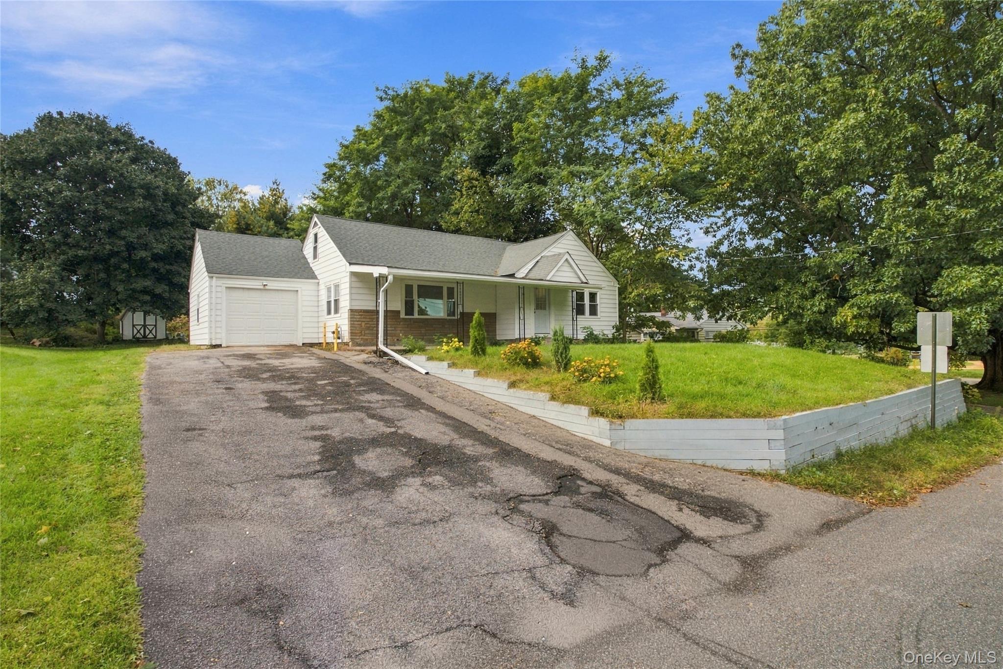 3 Hilltop Drive Property Photo 5