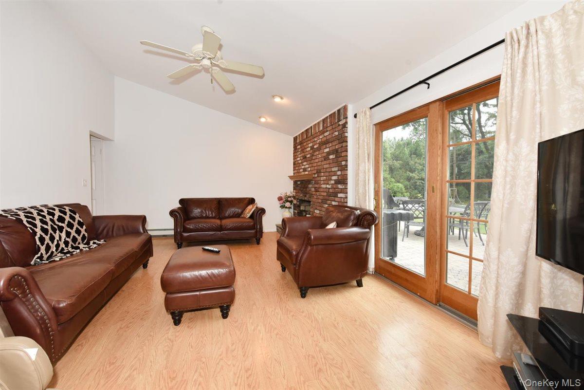 17 Greenvale Drive Property Photo 8