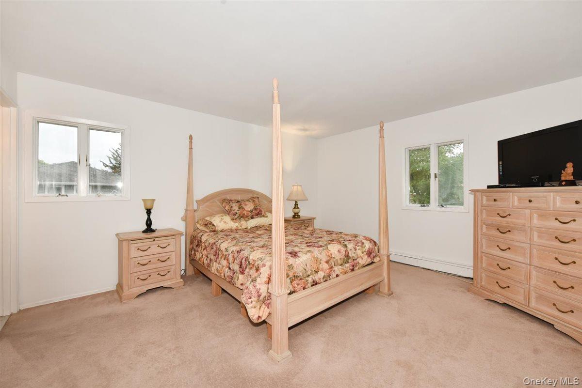 17 Greenvale Drive Property Photo 11