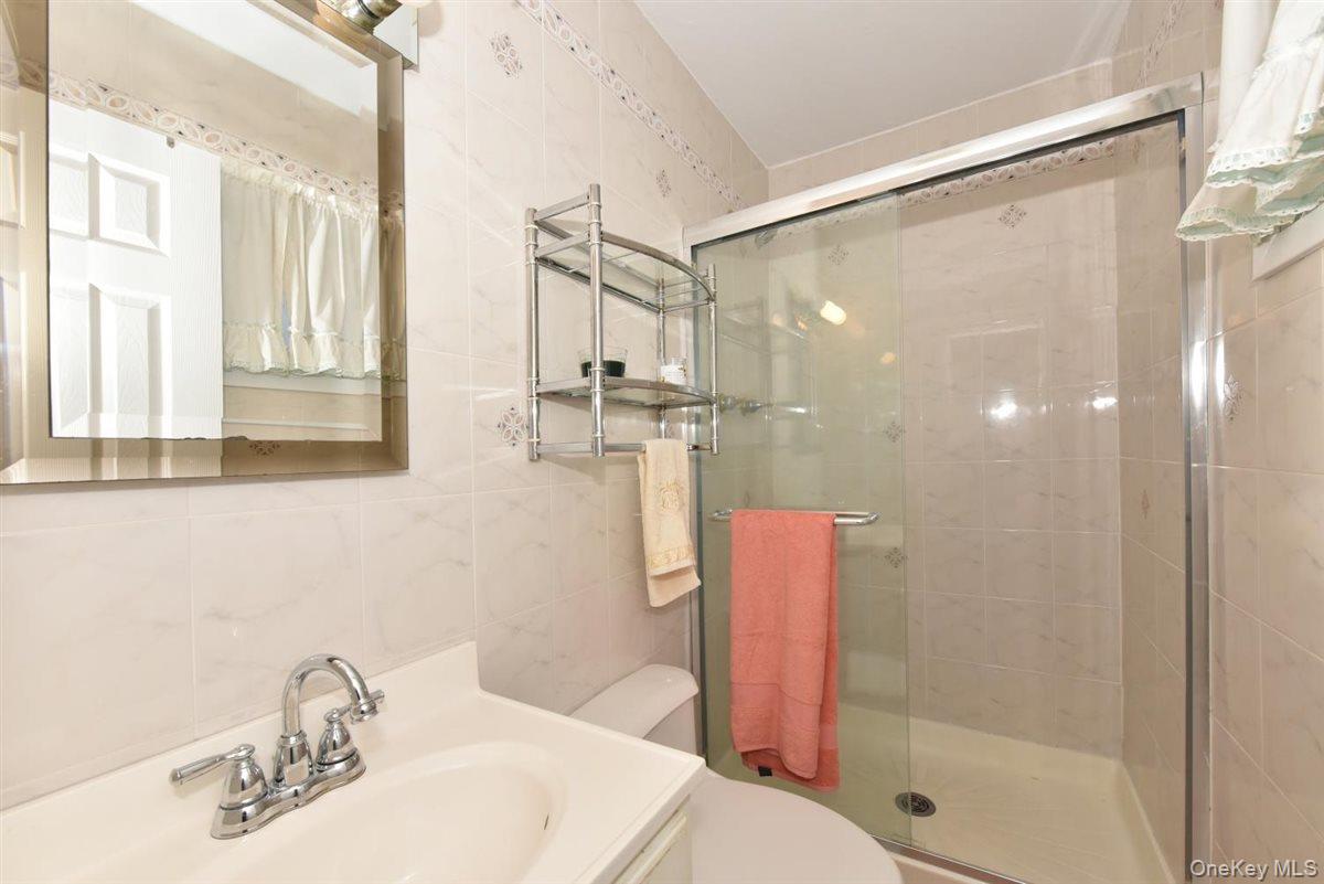 17 Greenvale Drive Property Photo 12