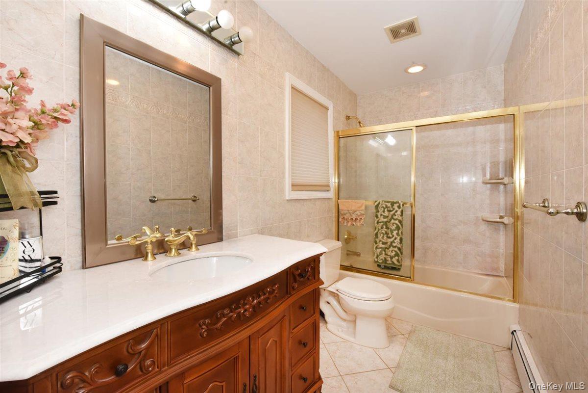 17 Greenvale Drive Property Photo 16