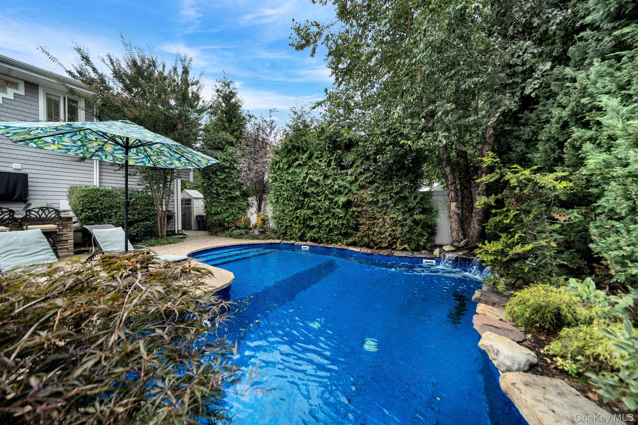 2817 Riverside Drive Property Photo 36