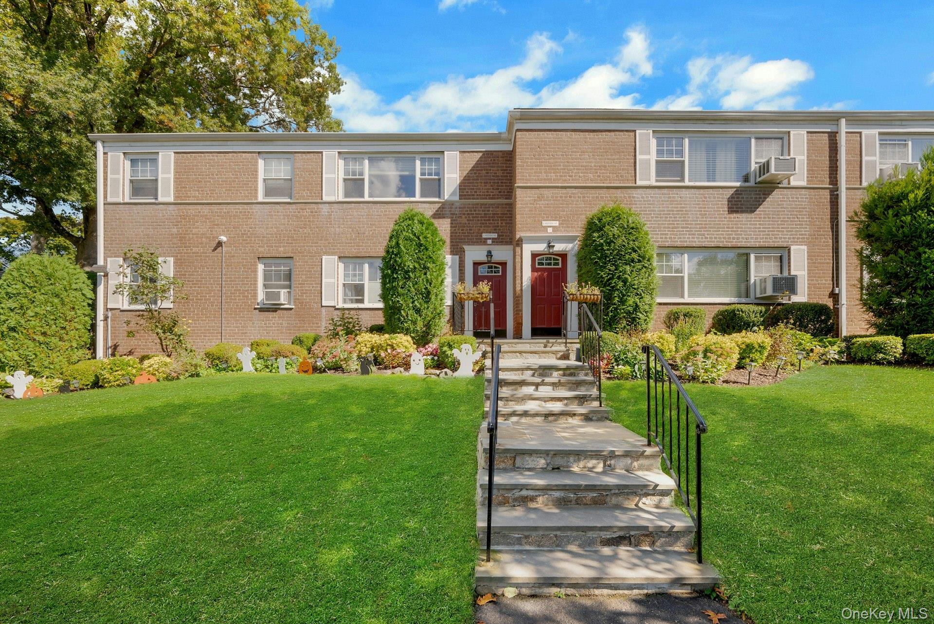 11 Westview Avenue 1-1 Property Photo 2