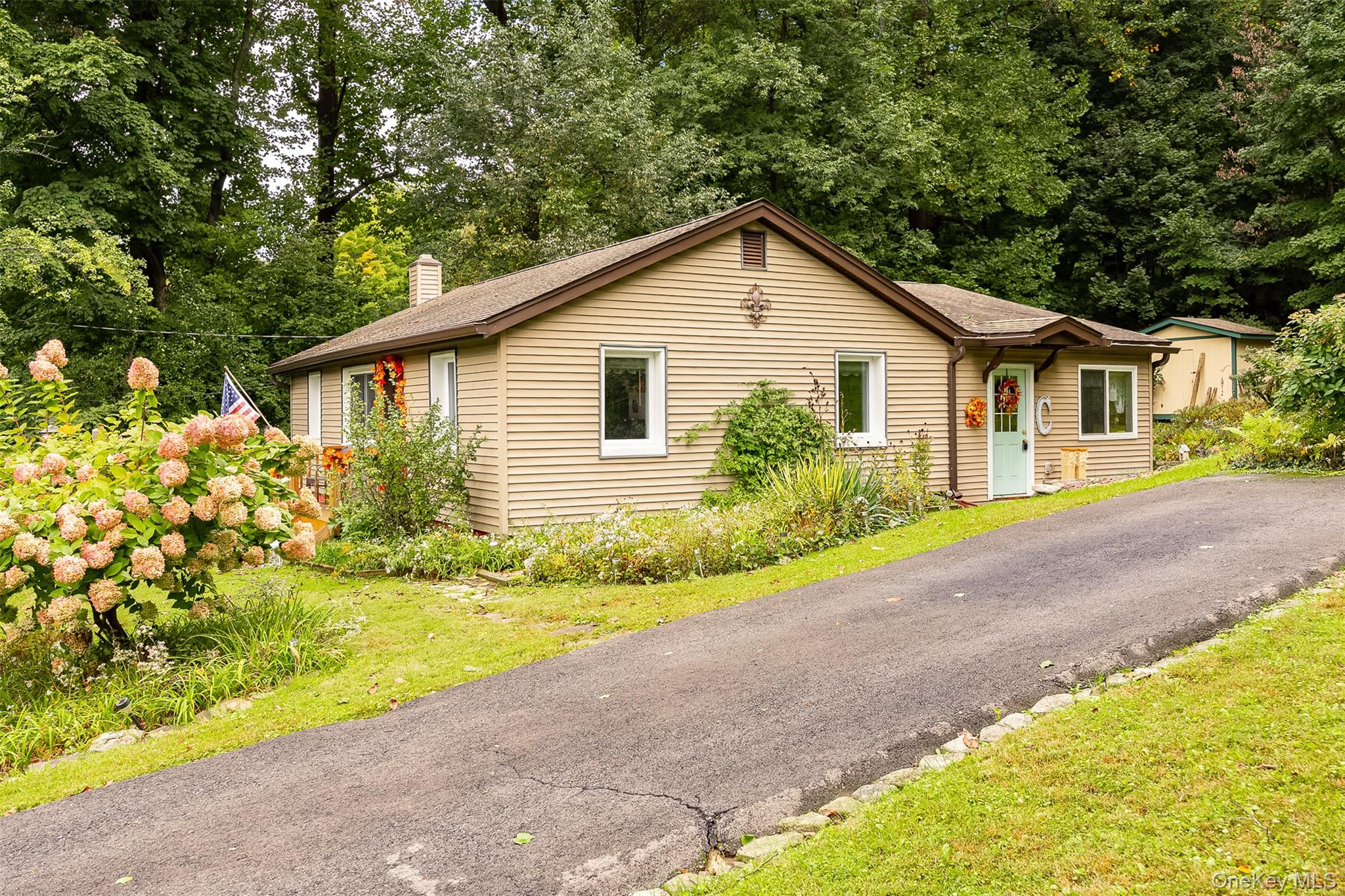 32 Fairview Road Property Photo 4