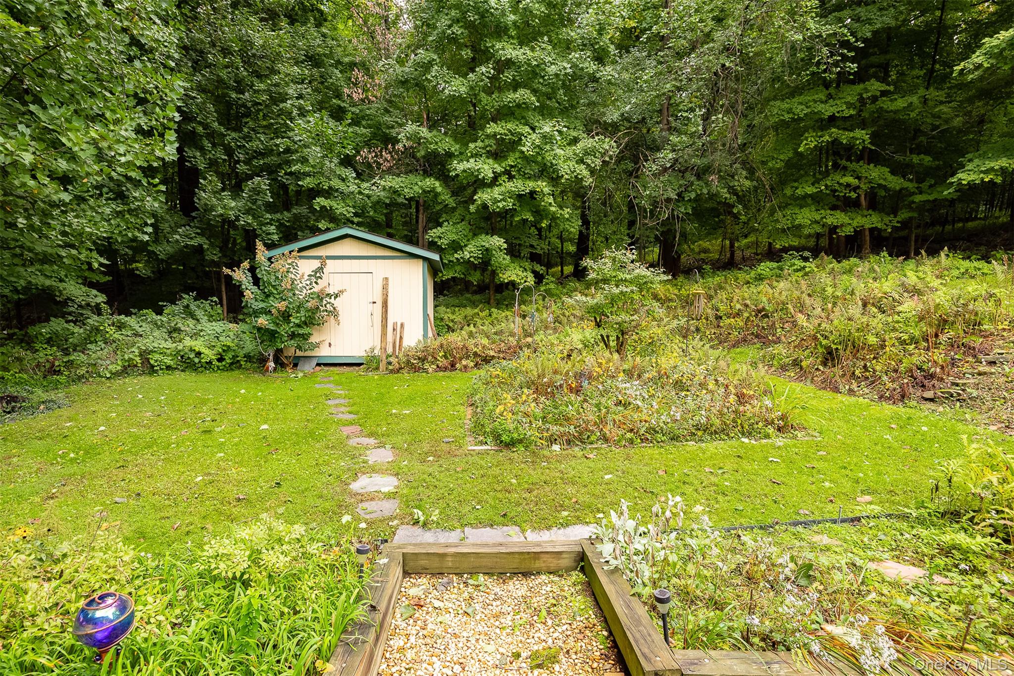 32 Fairview Road Property Photo 22