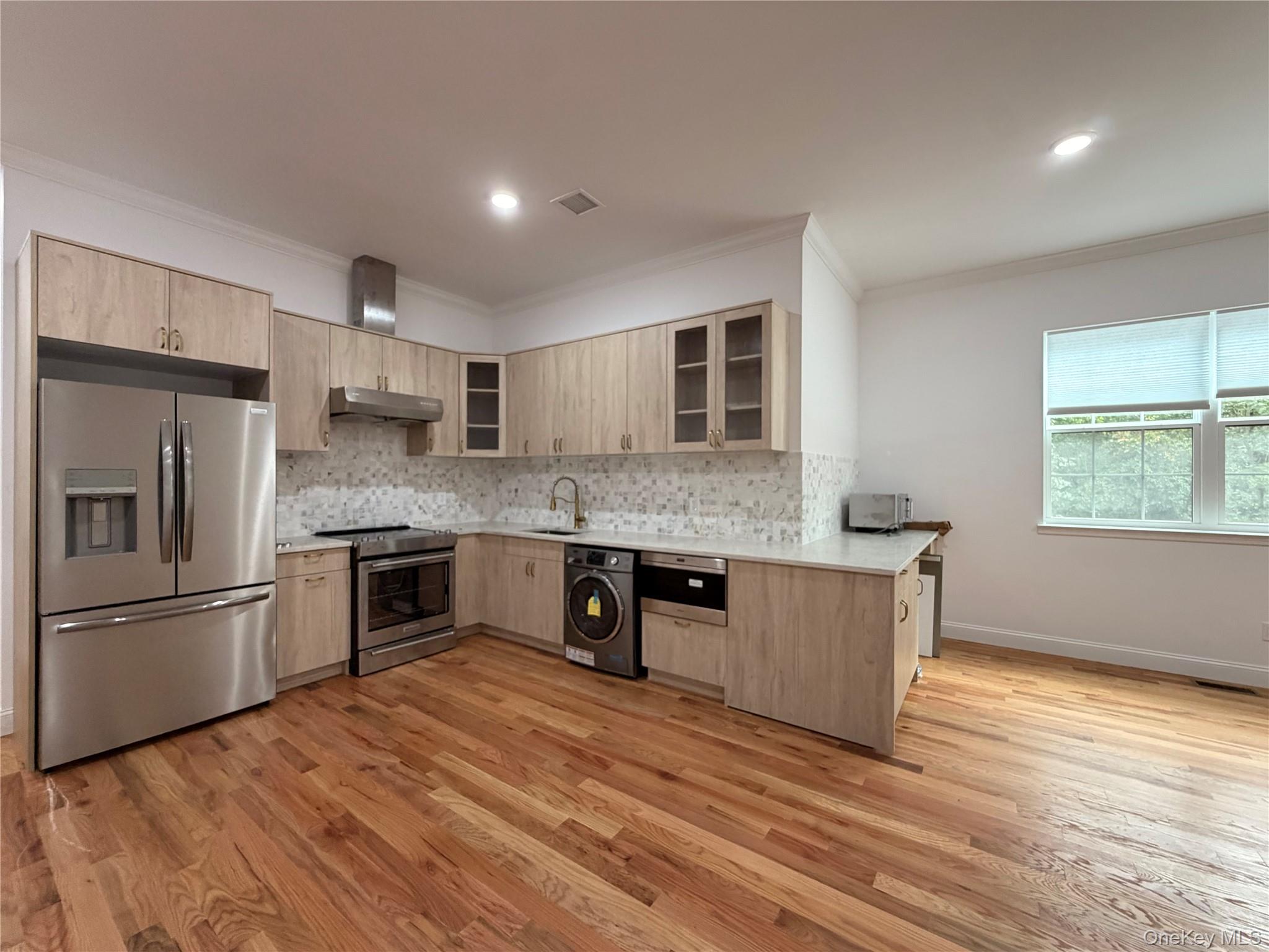 83 Milmay Avenue Property Photo 1