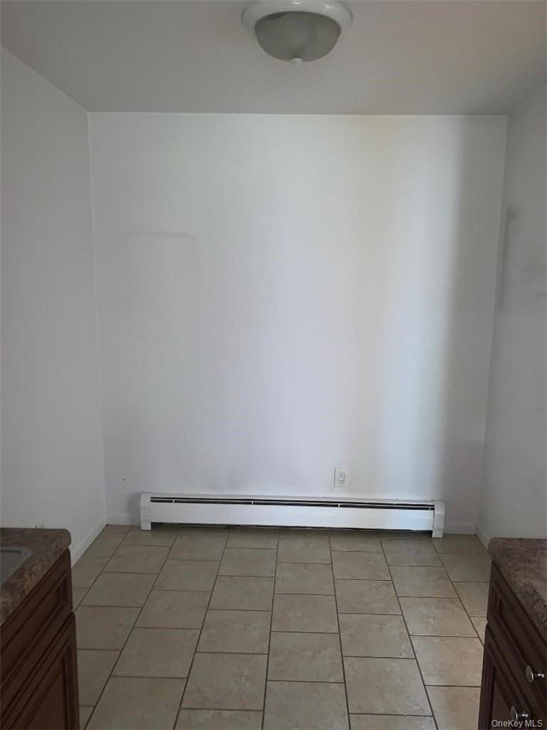 12 Charles Lane 2b Property Photo 6