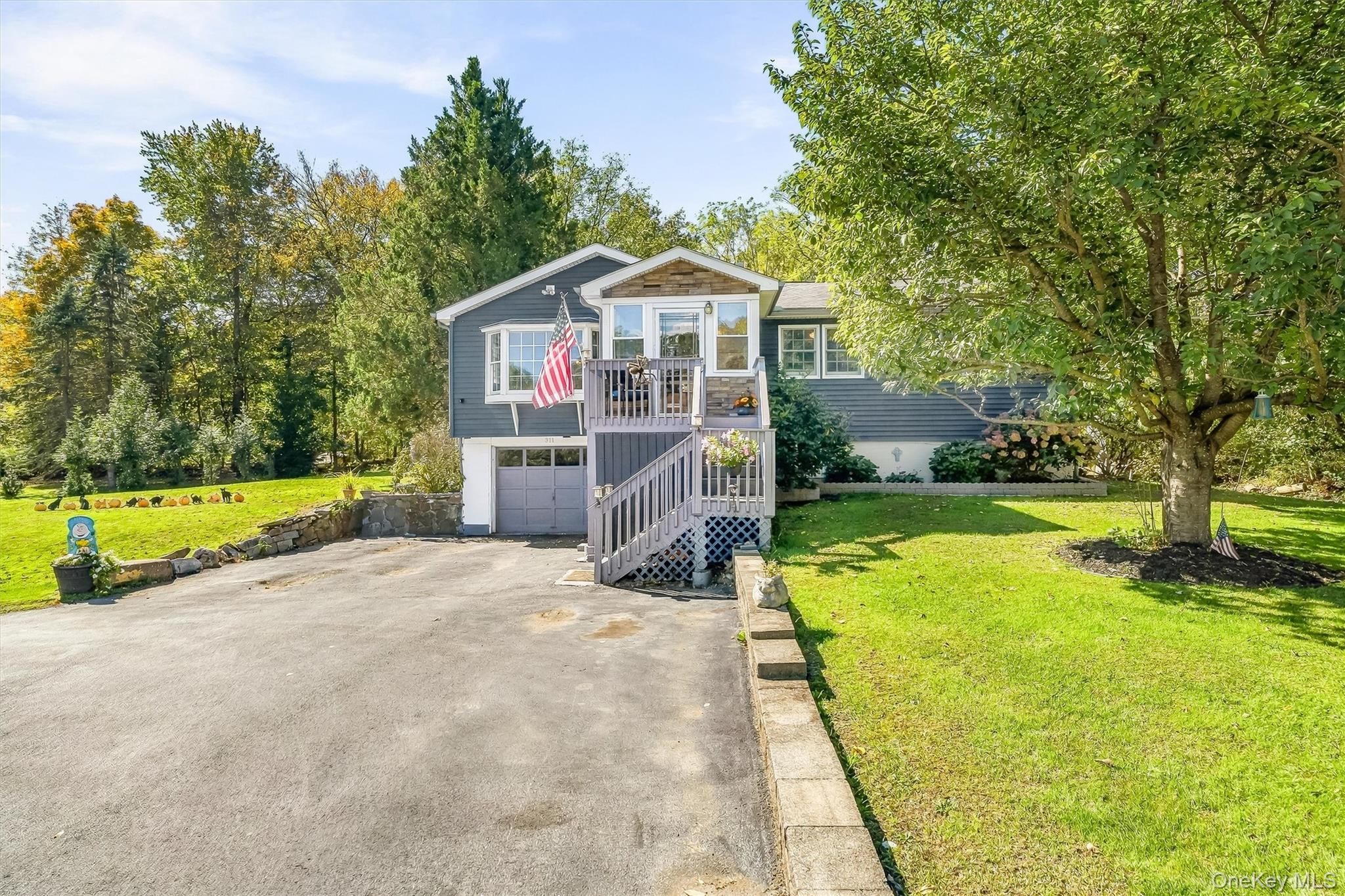 311 Howells Road Property Photo 1