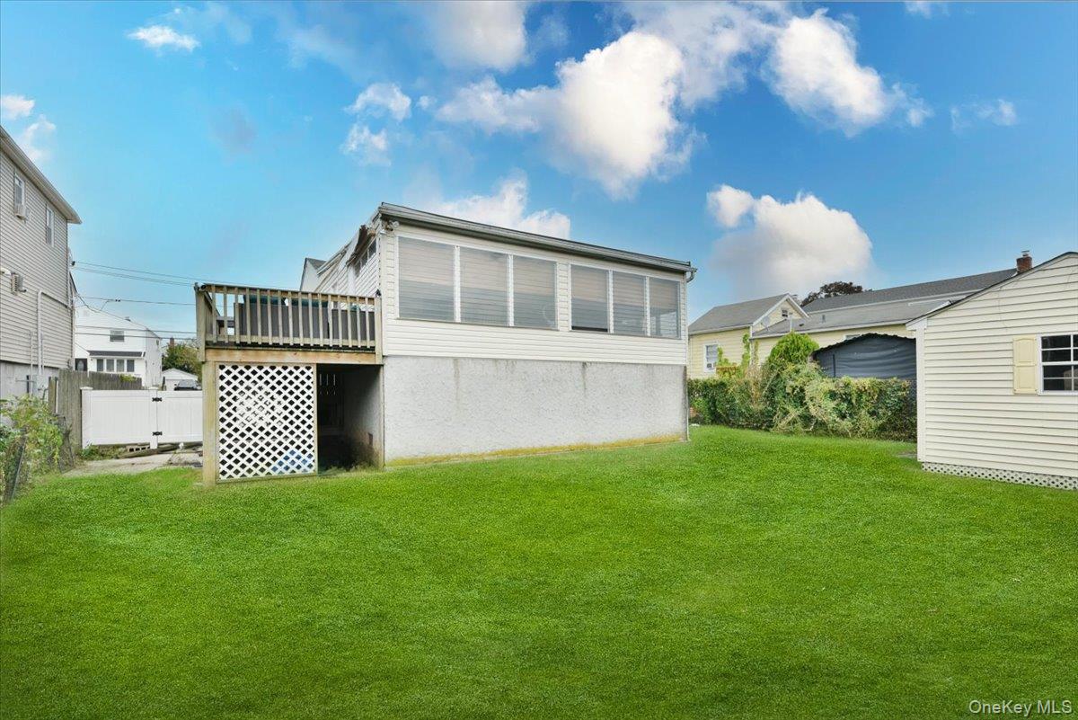 90 4th Avenue Property Photo 26