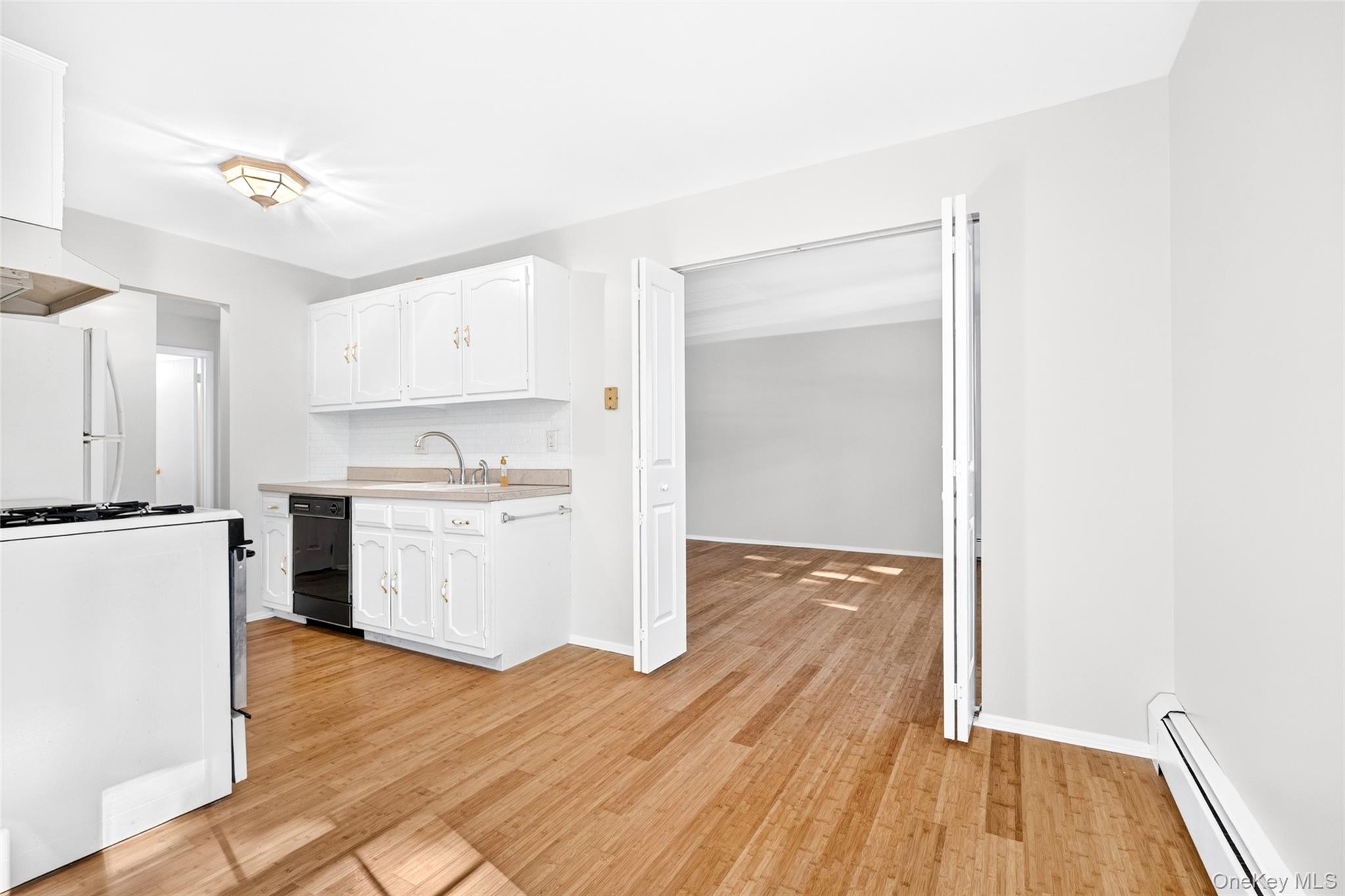 284 Parkside Drive Property Photo 16