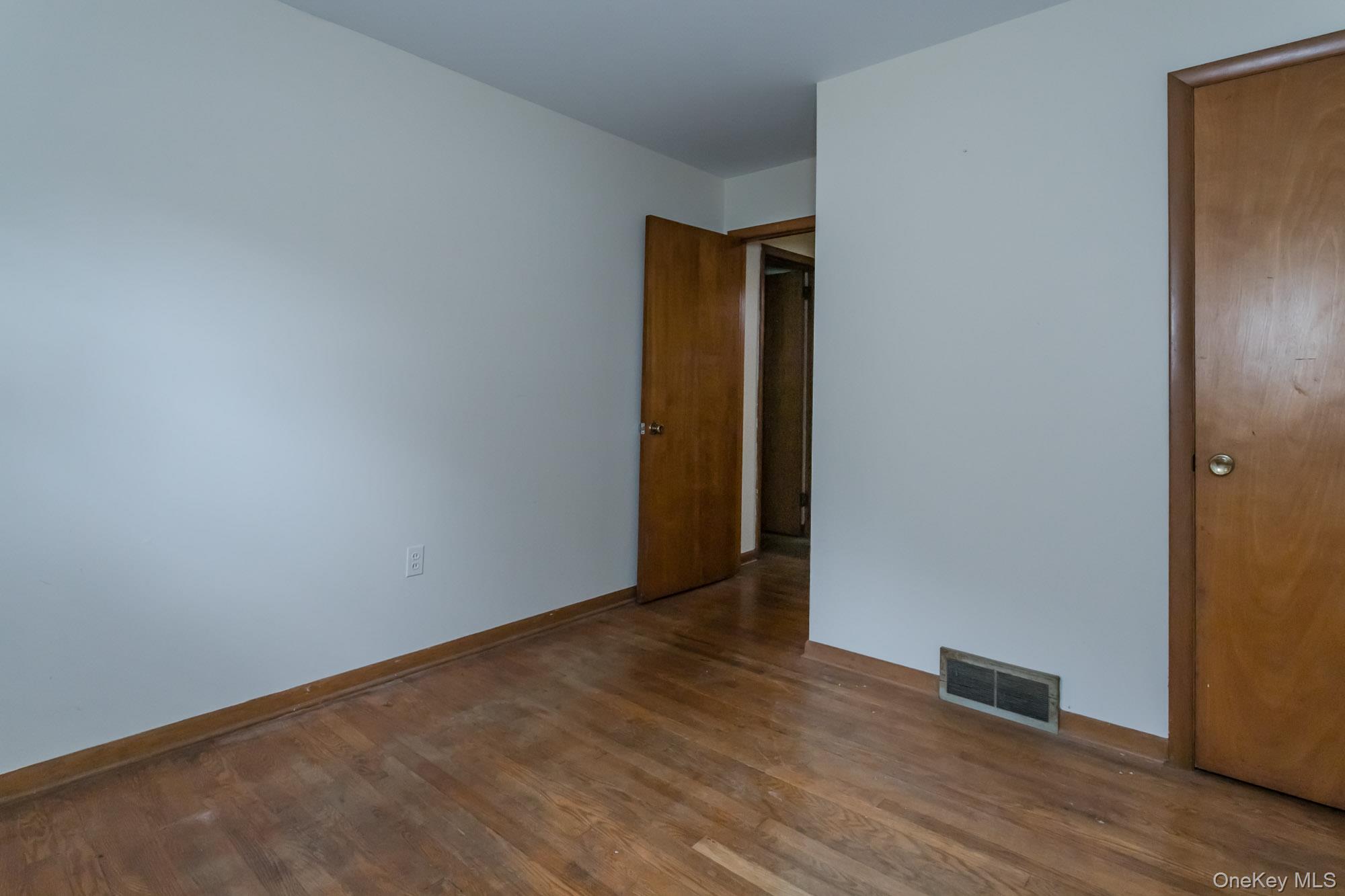 8 Crescent Avenue Property Photo 14
