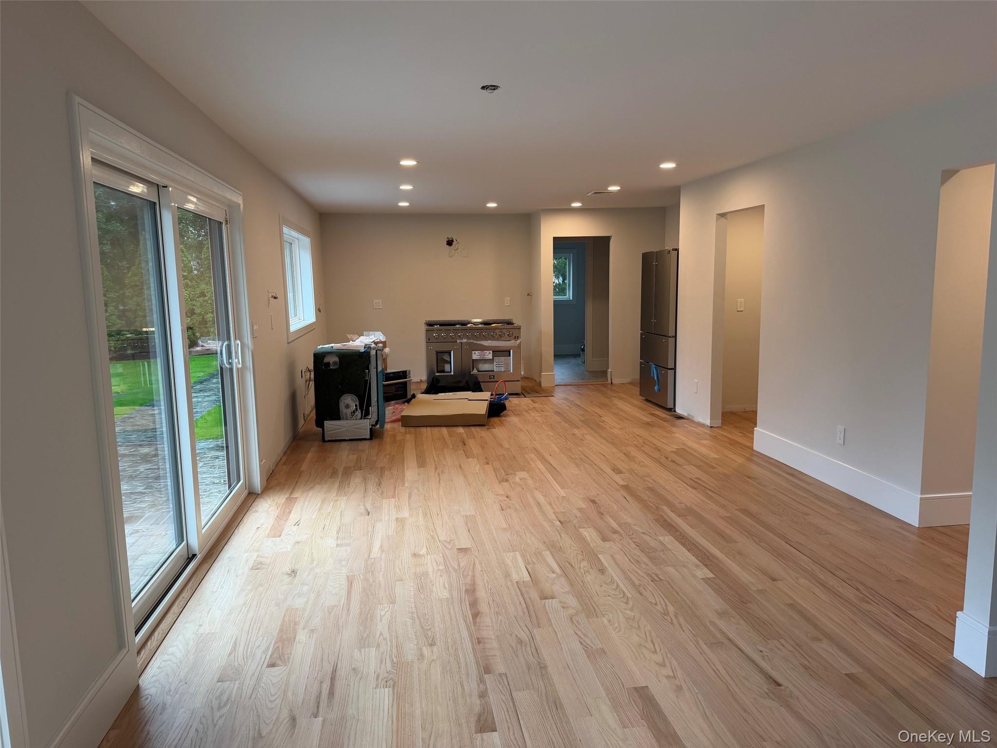 230 Willis Avenue Property Photo 7