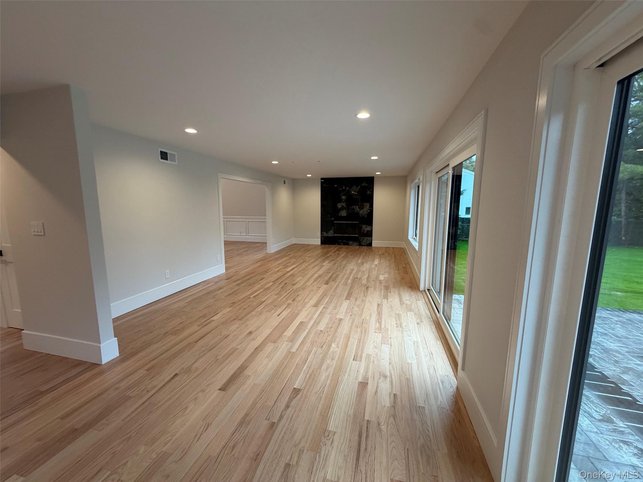 230 Willis Avenue Property Photo 11