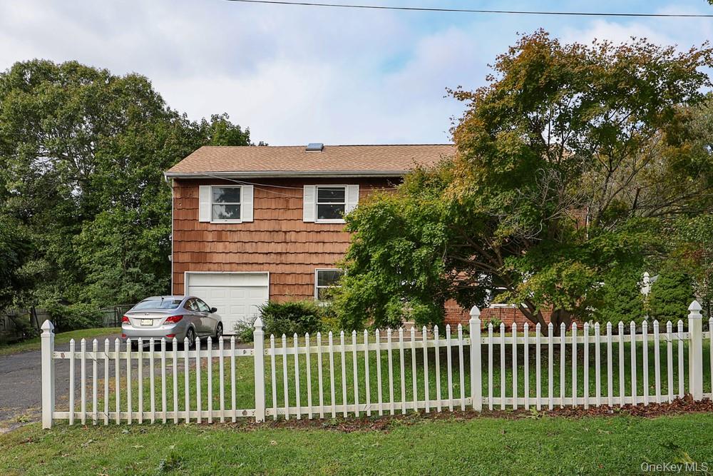 84 Craft Road Property Photo 2