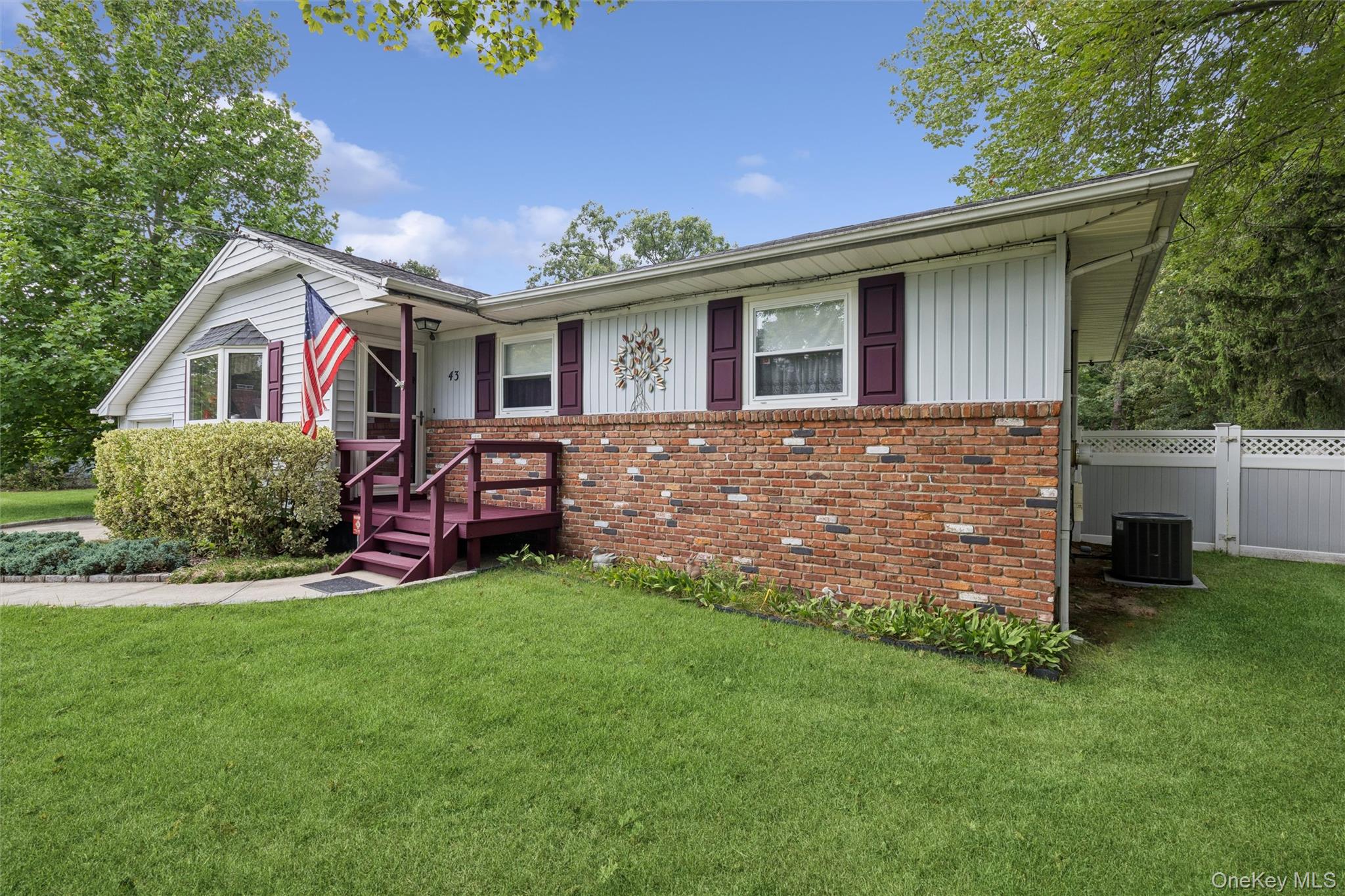 43 Columbus Avenue Property Photo 2