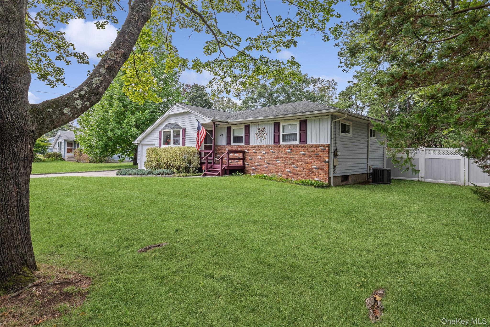 43 Columbus Avenue Property Photo 22