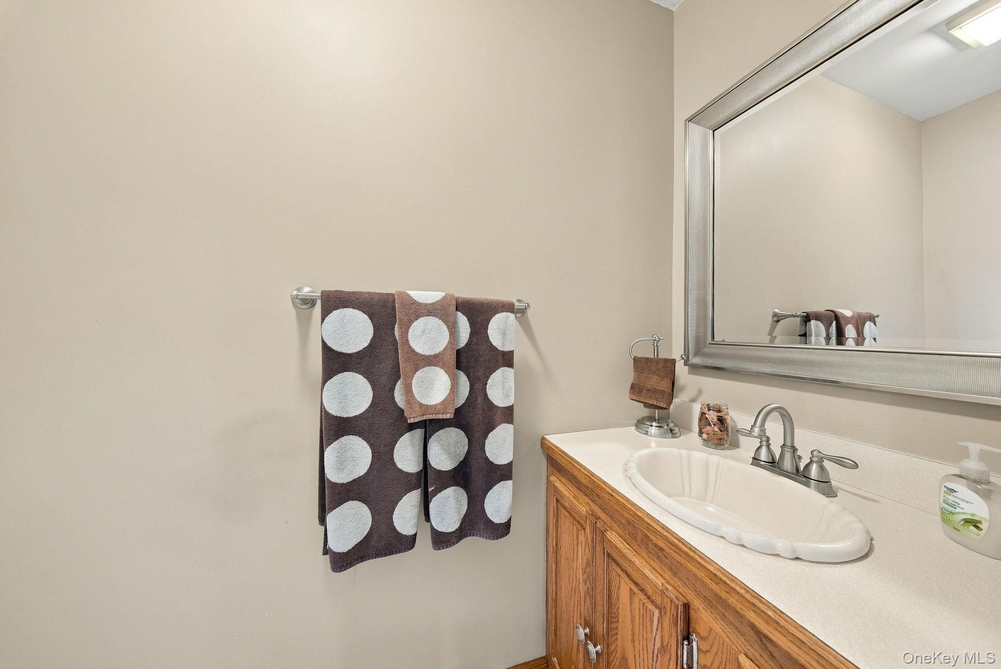 219 State Line Road Property Photo 23
