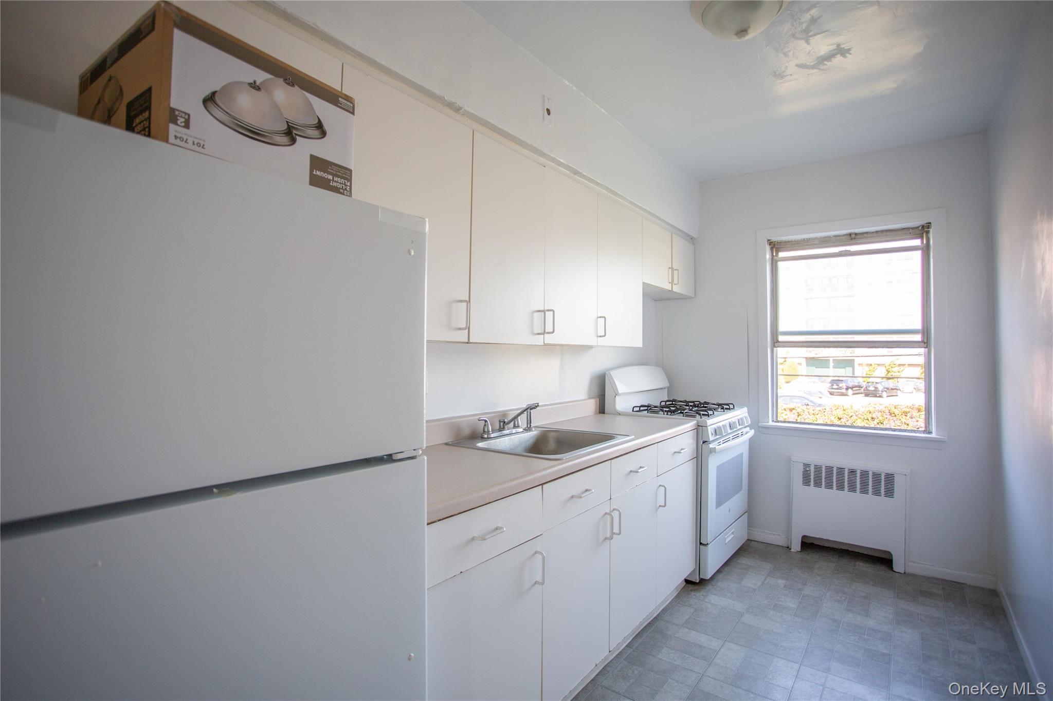 345 Shore Road 1b Property Photo 4