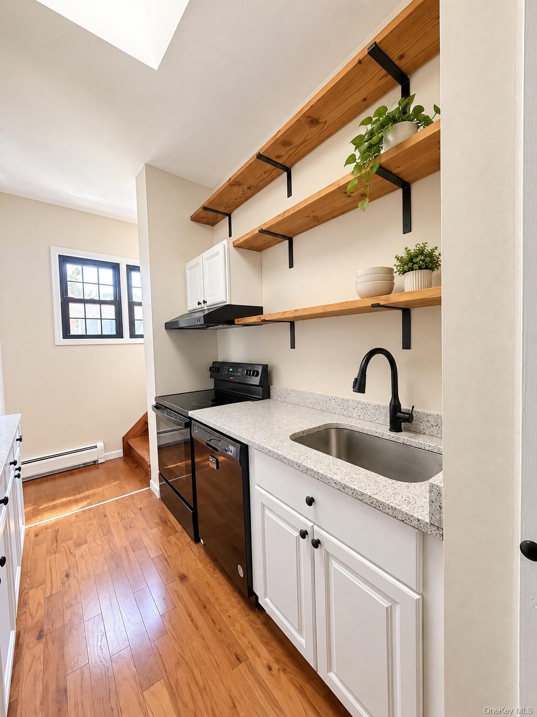 10 Barclay Street Property Photo 8