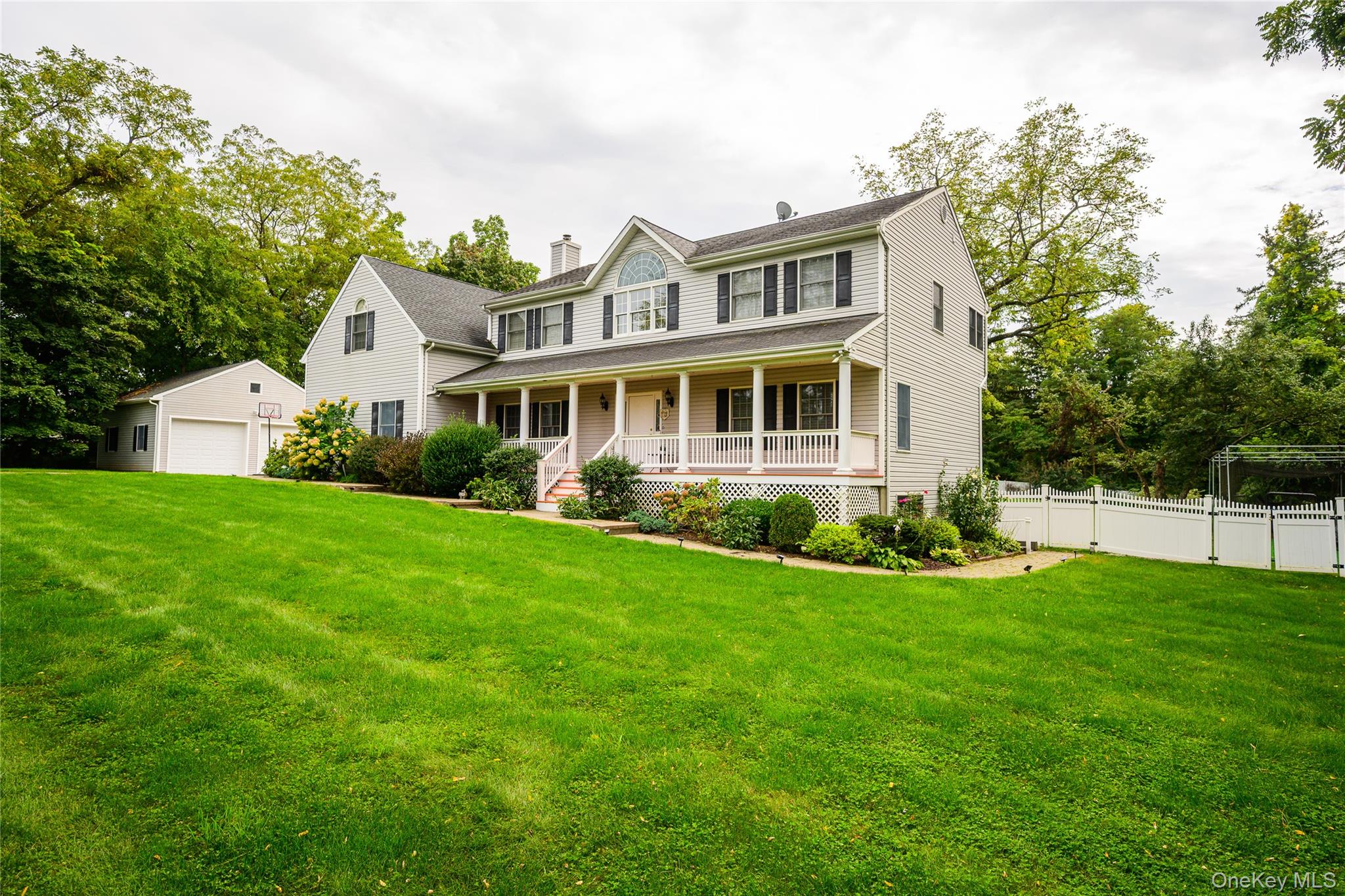 14 Windsor Road Property Photo 5