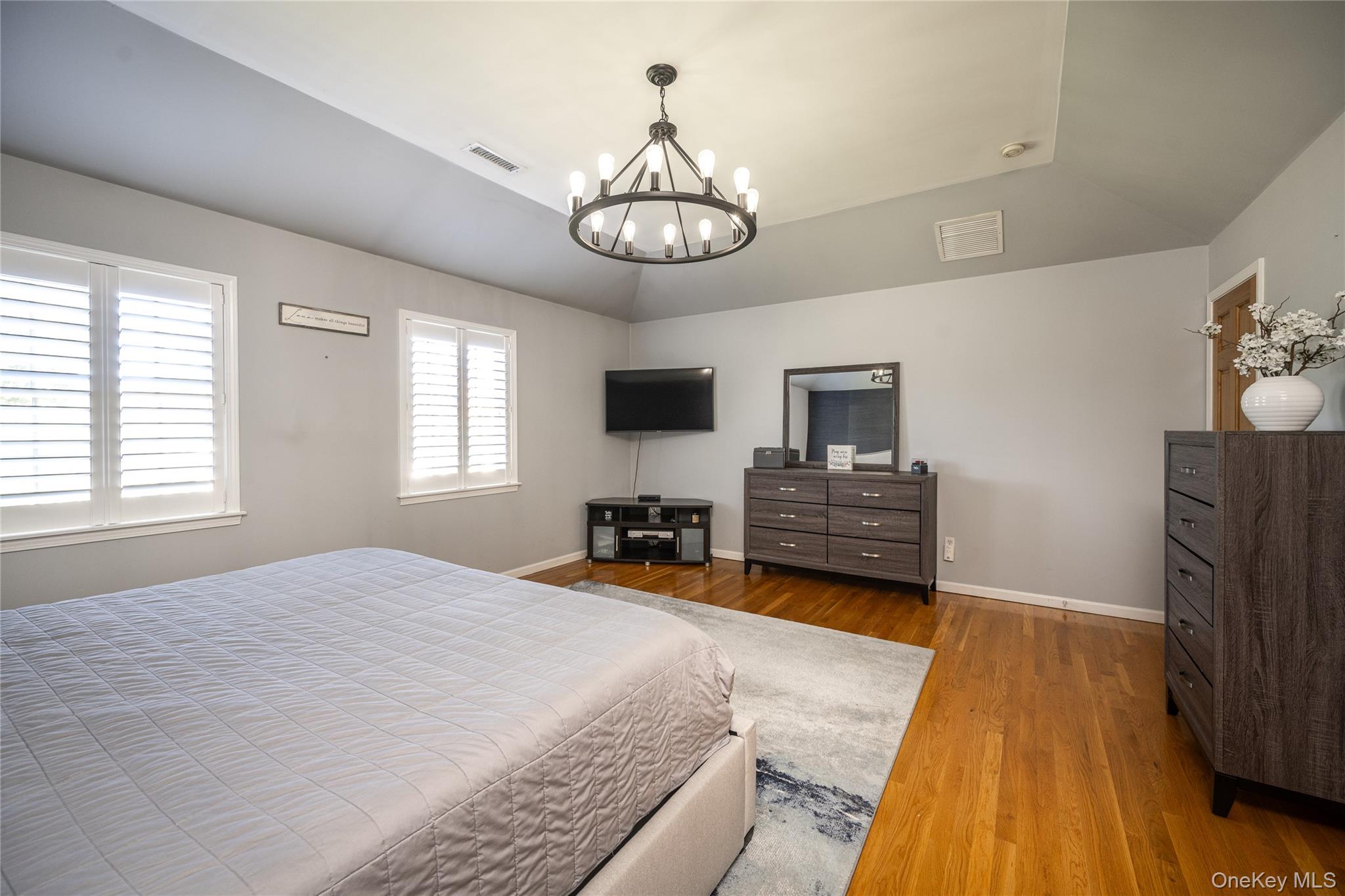 14 Windsor Road Property Photo 25