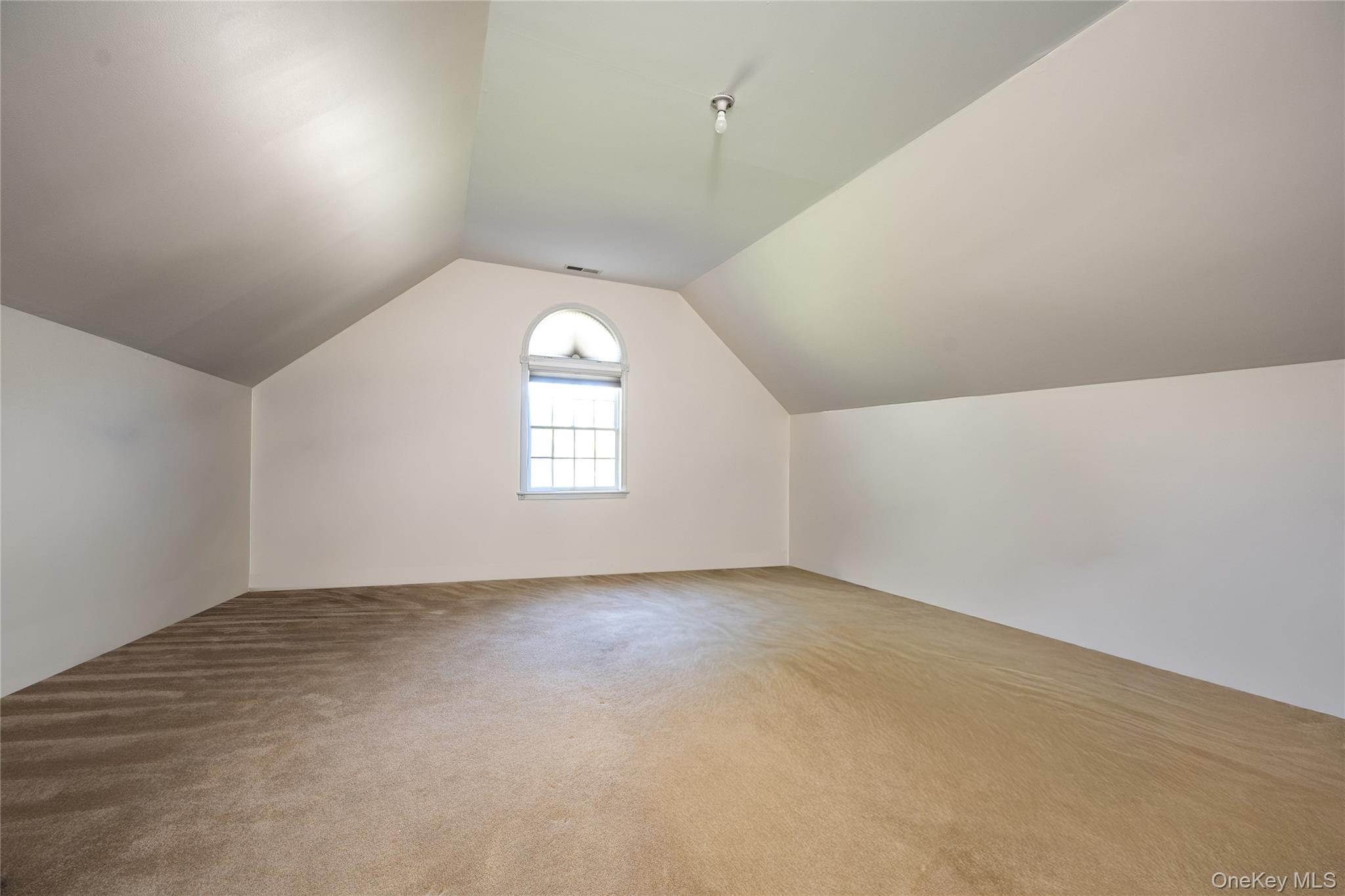 14 Windsor Road Property Photo 34
