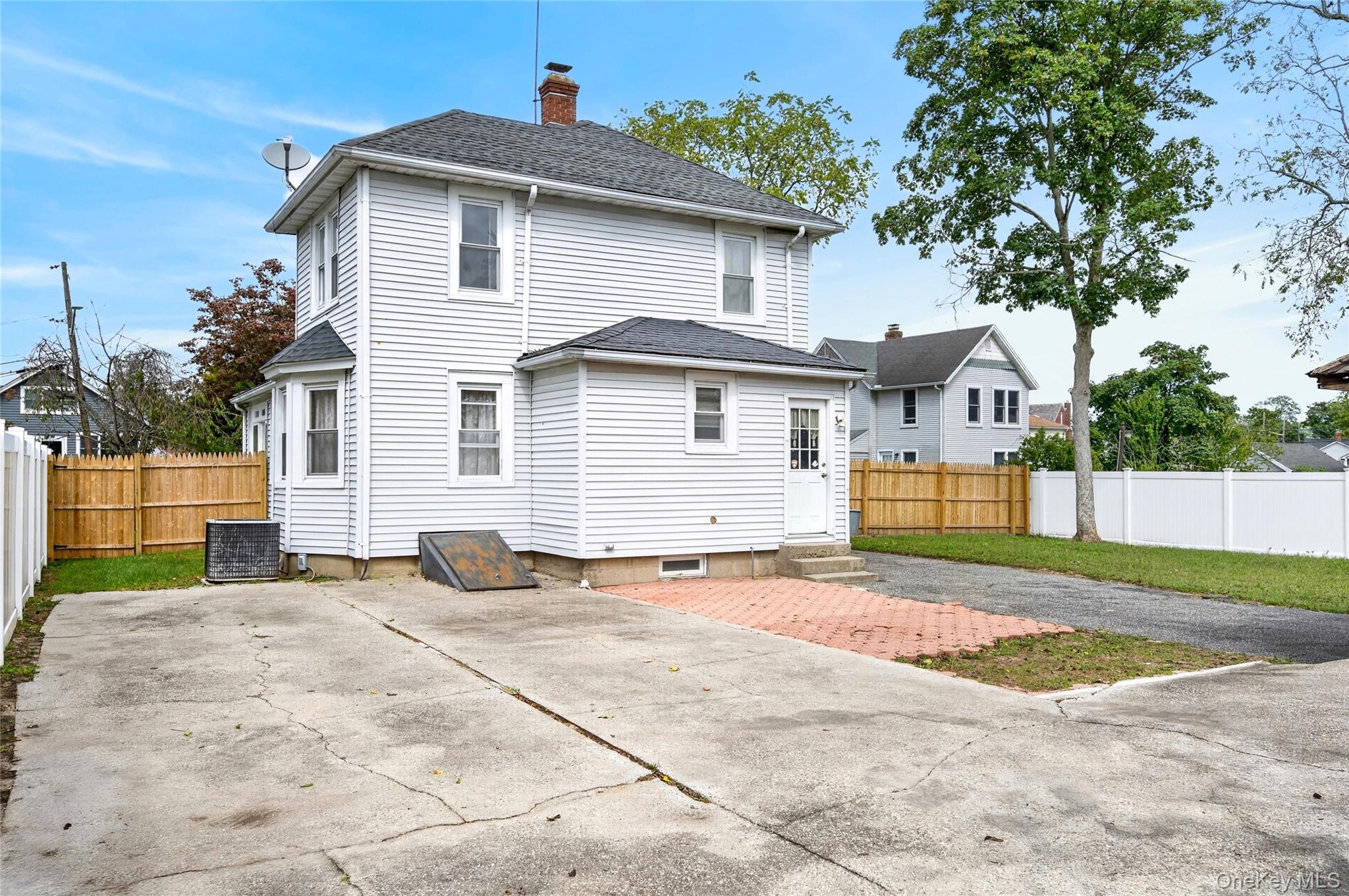 8 Juliet Street Property Photo 20