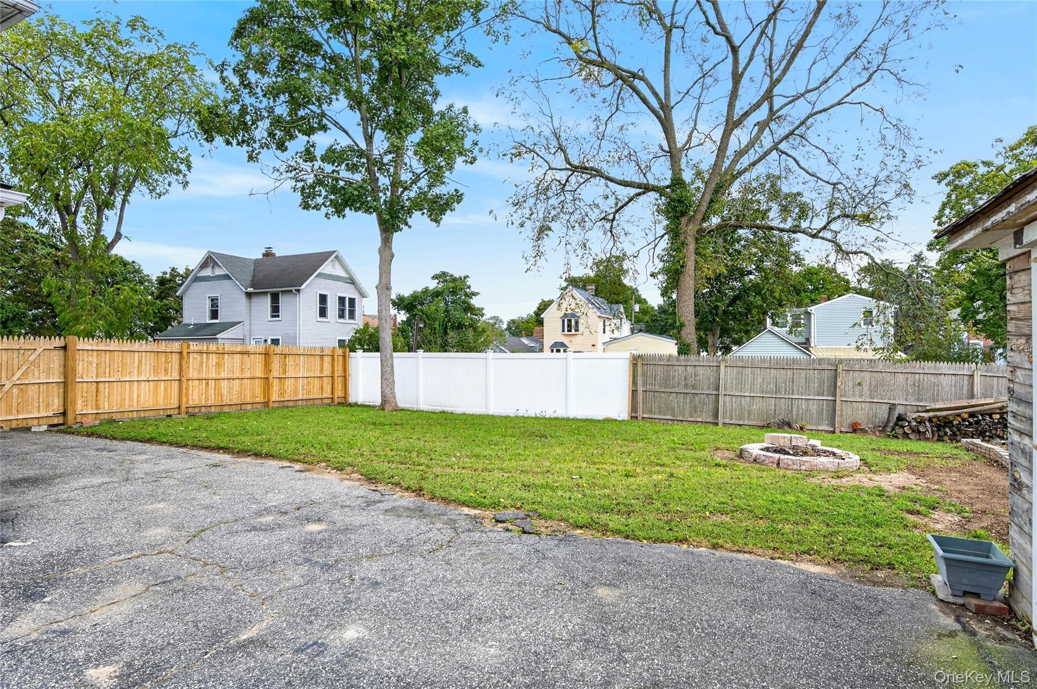 8 Juliet Street Property Photo 25