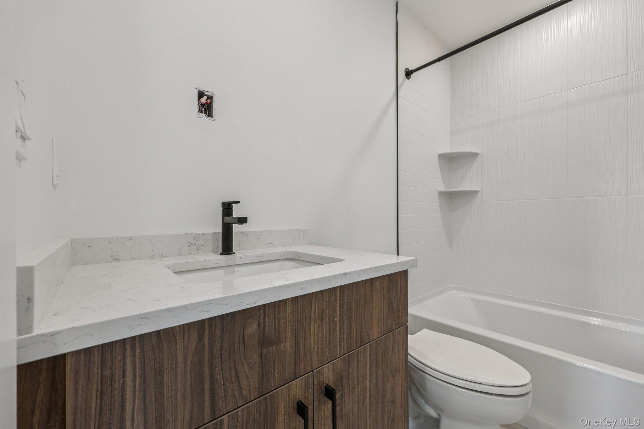 325 Manville Road 201 Property Photo 30