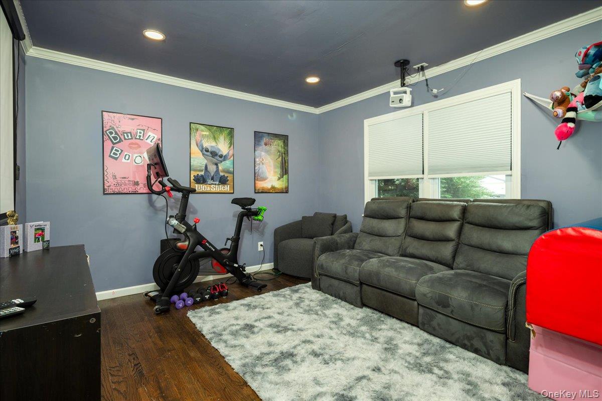 621 N Fulton Avenue Property Photo 8