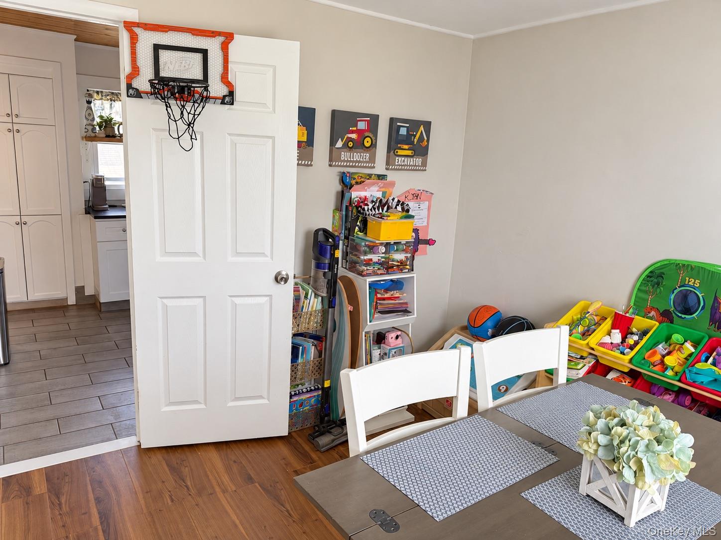 20 West Street Property Photo 8