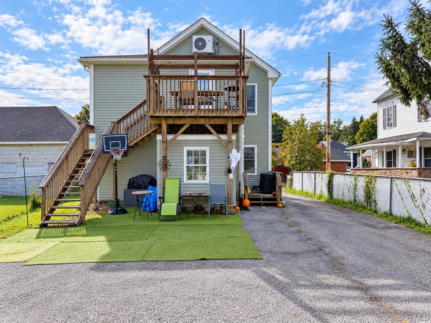 20 West Street Property Photo 16
