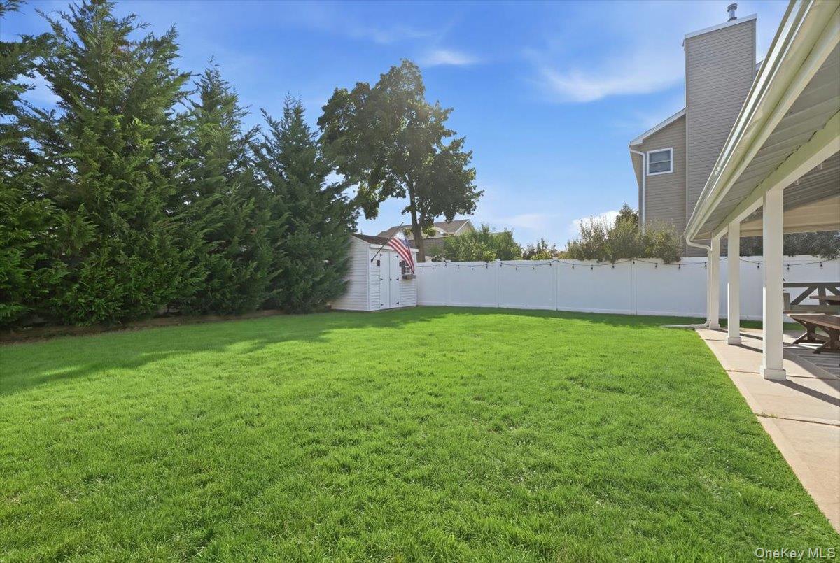 67 Raff Avenue Property Photo 24