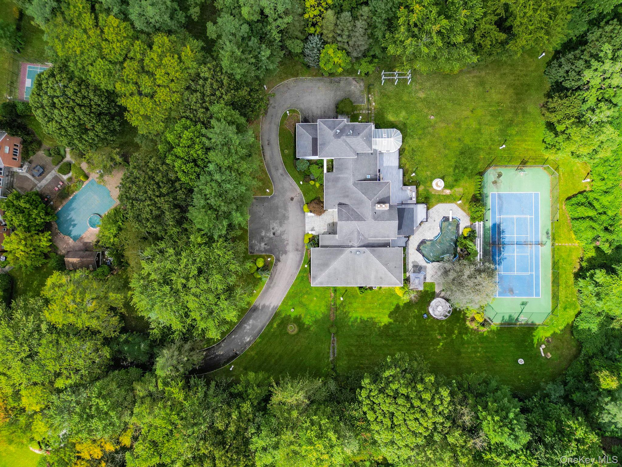 6 Quail Path Property Photo 5