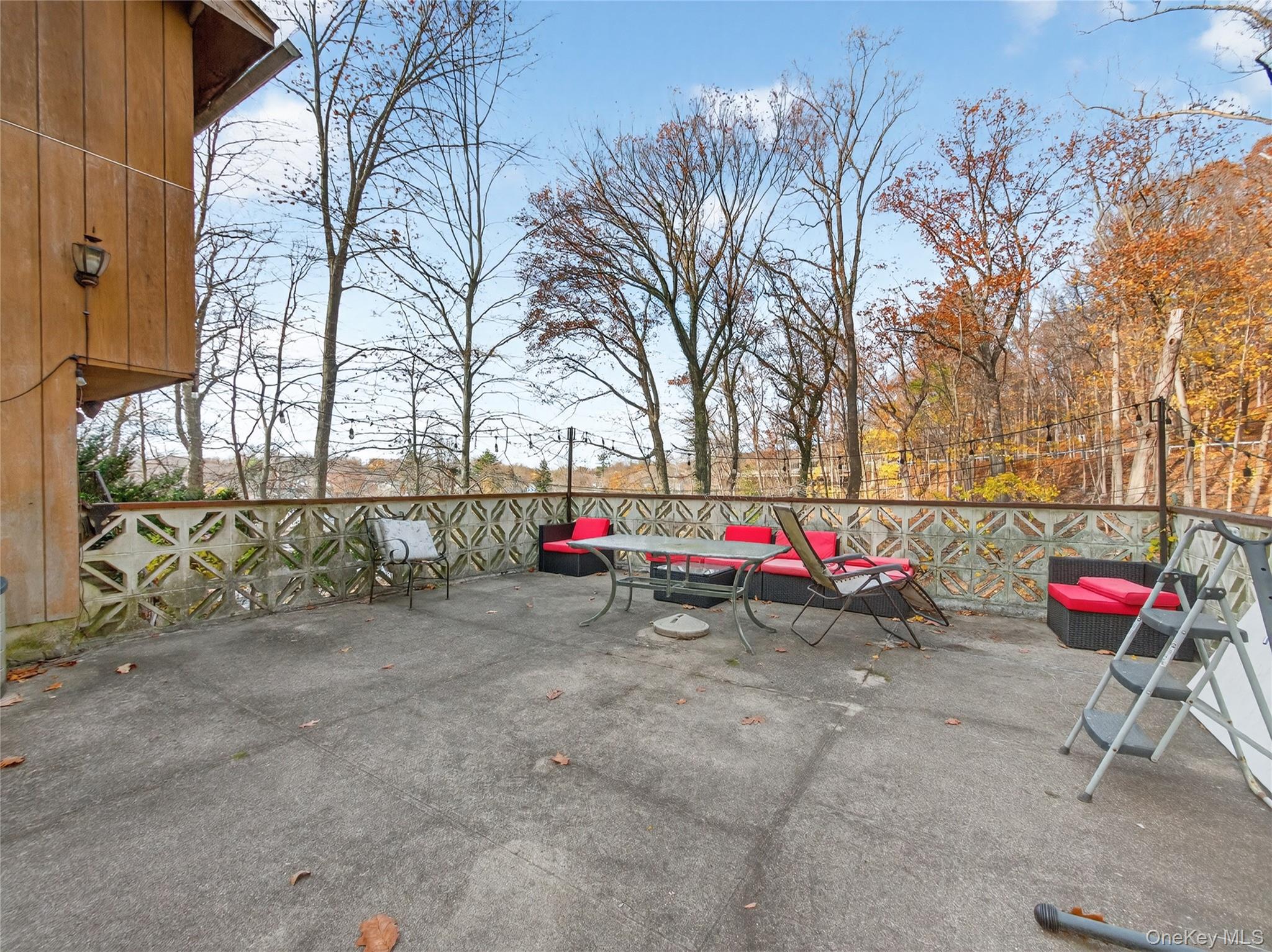 450 Valentine Avenue Property Photo 37