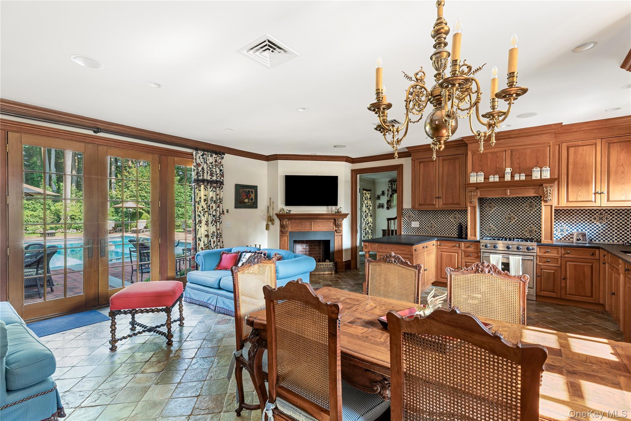 39 Chestnut Hill Drive Property Photo 42