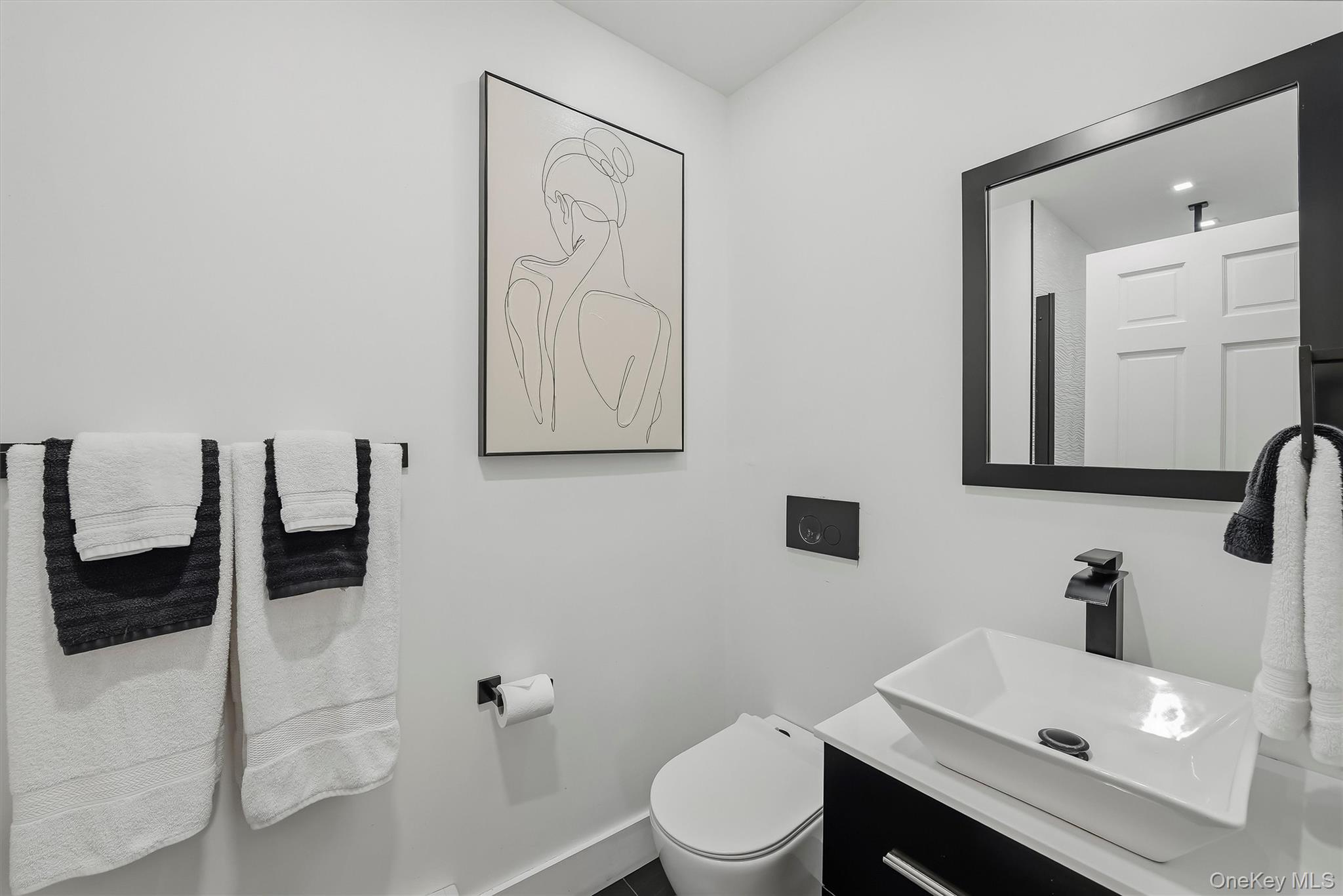 104 S Airmont Road Property Photo 25