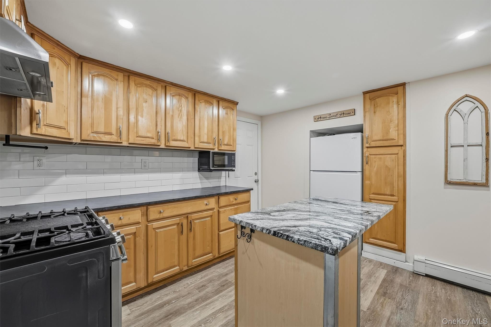 104 S Airmont Road Property Photo 38