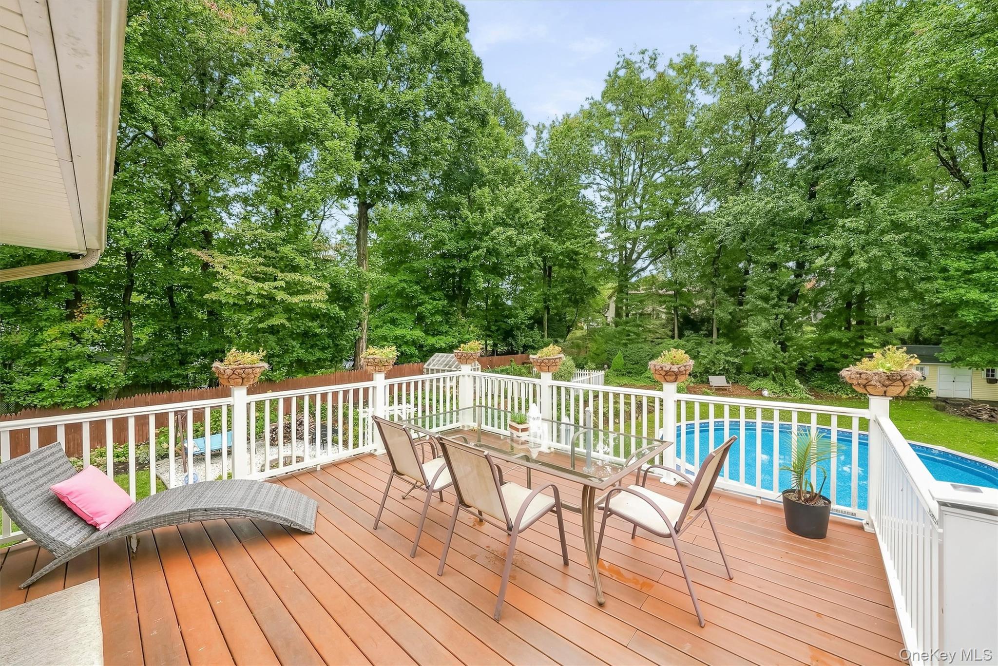 104 S Airmont Road Property Photo 40