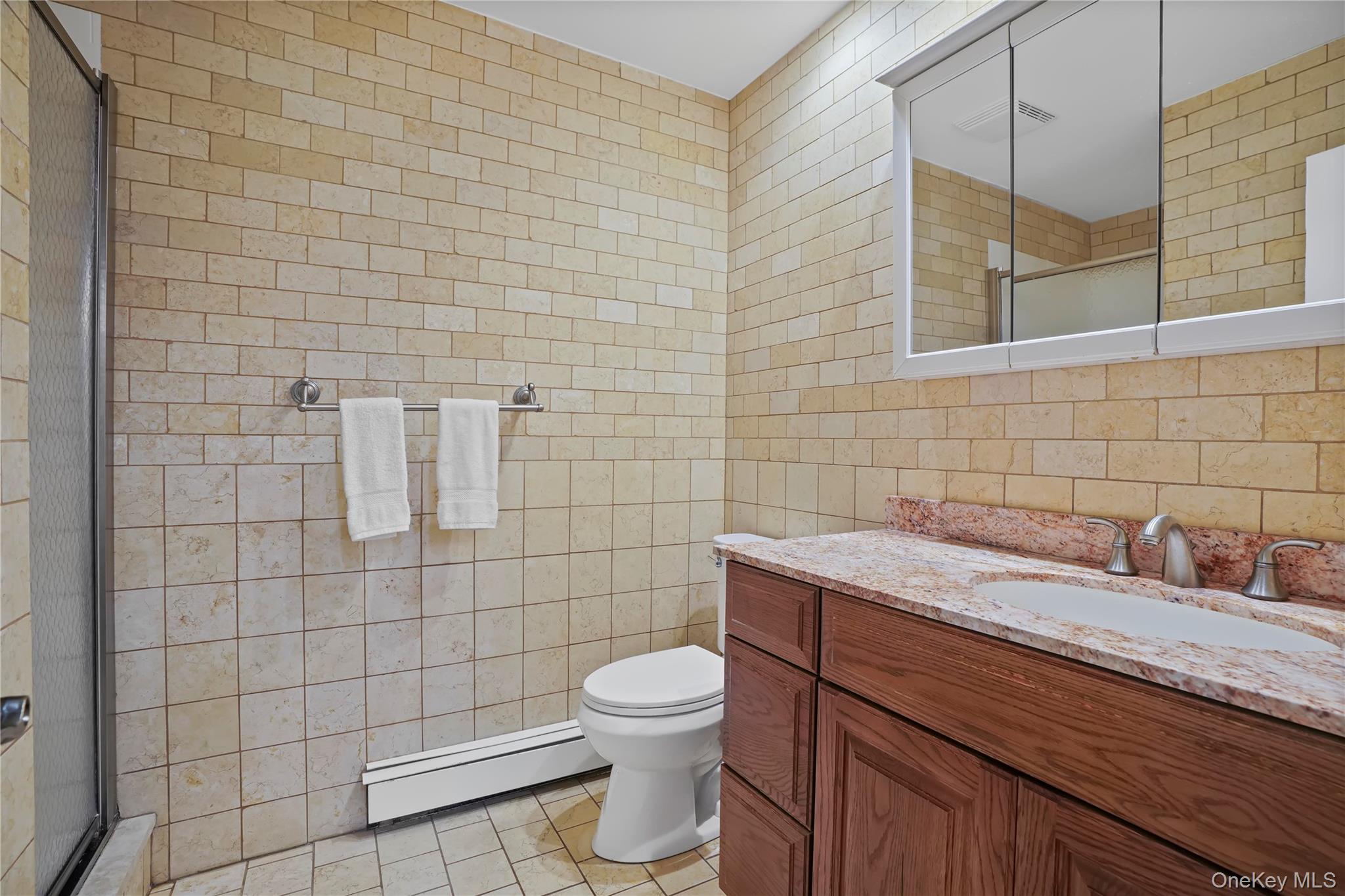 7 Granada Crescent 2 Property Photo 17