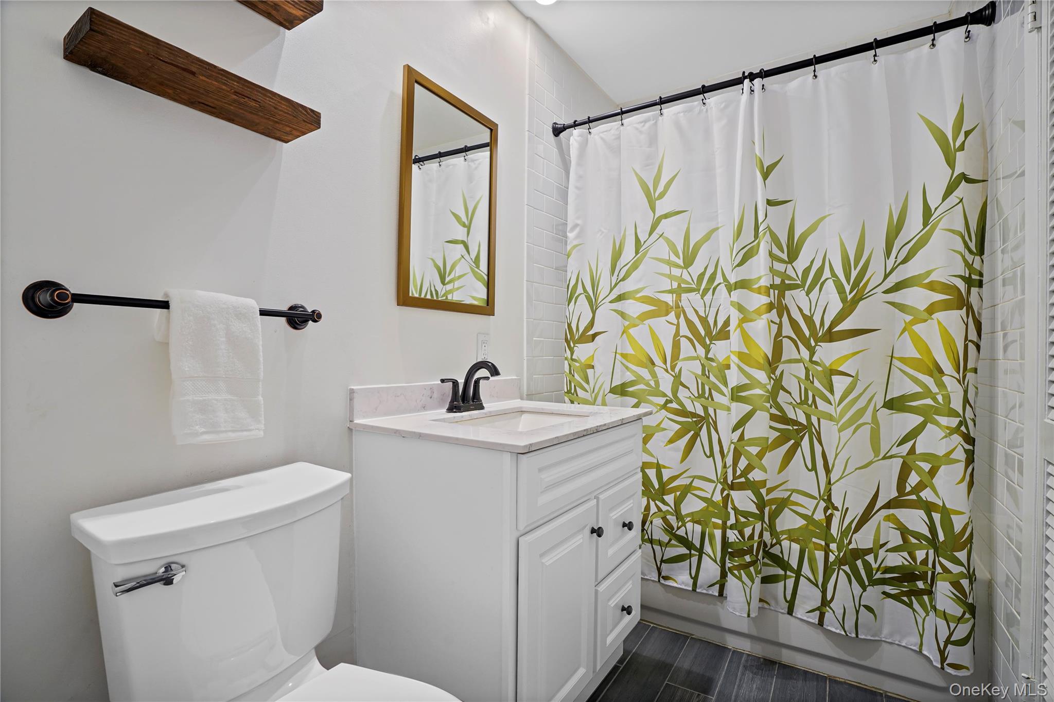 7 Granada Crescent 2 Property Photo 21