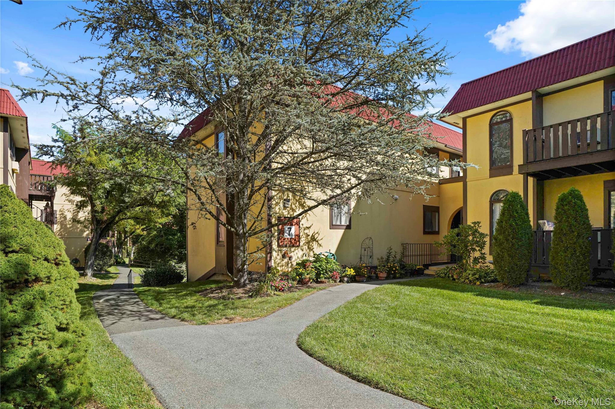 7 Granada Crescent 2 Property Photo 27