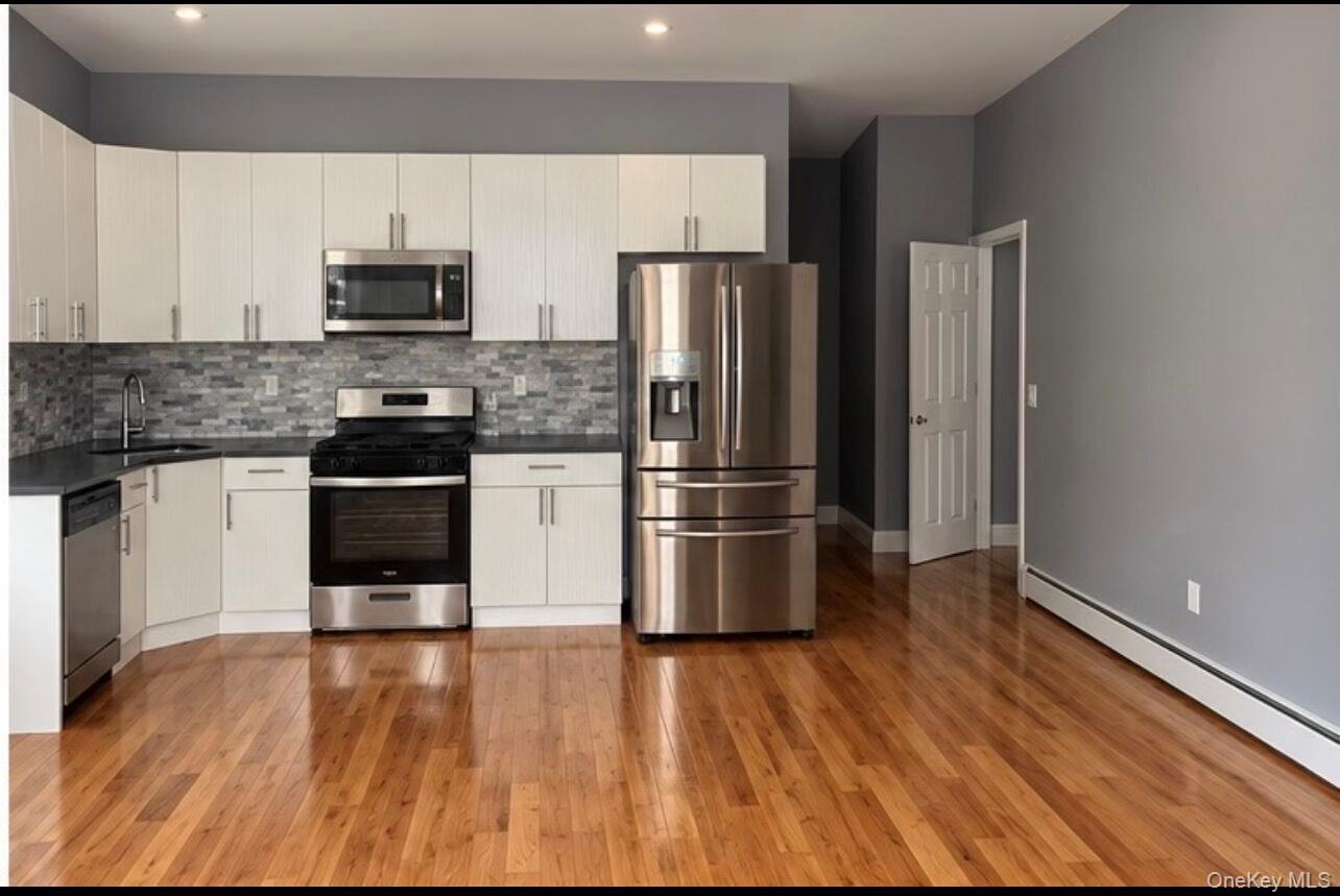 334 Bradford Property Photo 6